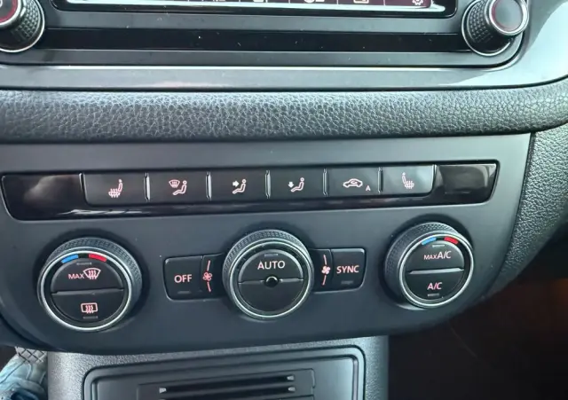 VOLKSWAGEN Tiguan 2.0 TDI DPF BlueMotion Technology Exclusive