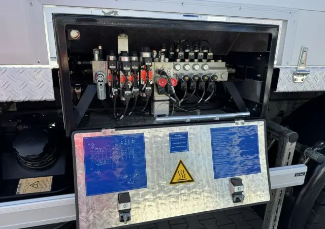 MERCEDES-BENZ Atego 818 E6 4x4 Zwyżka PALFINGER P250 BK Podnośnik Koszowy 