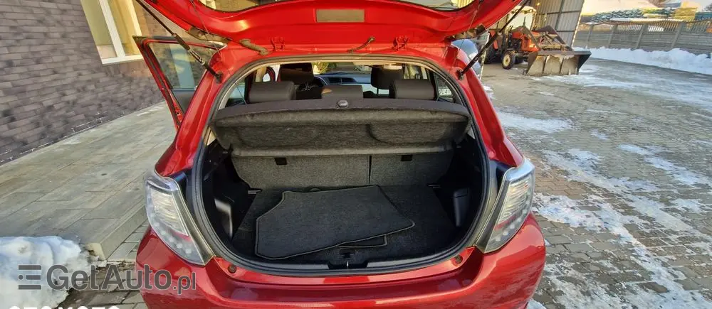 TOYOTA Yaris 1.5 VVT-i Edition 2014