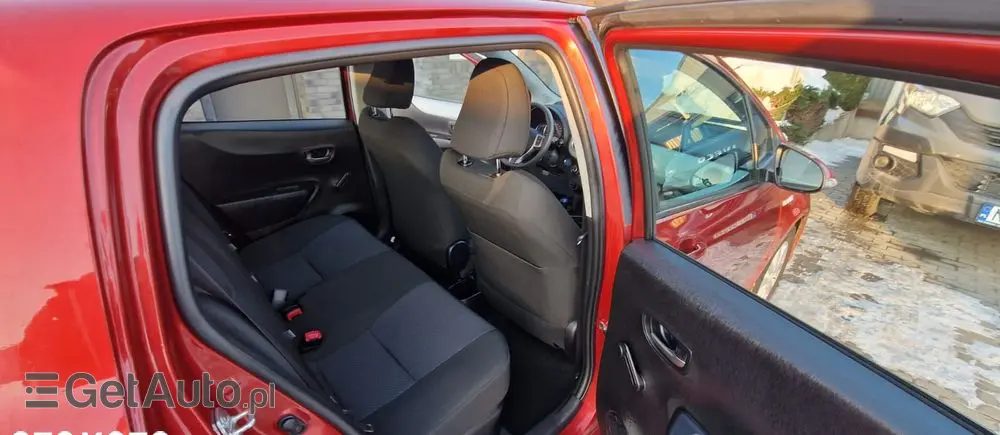 TOYOTA Yaris 1.5 VVT-i Edition 2014
