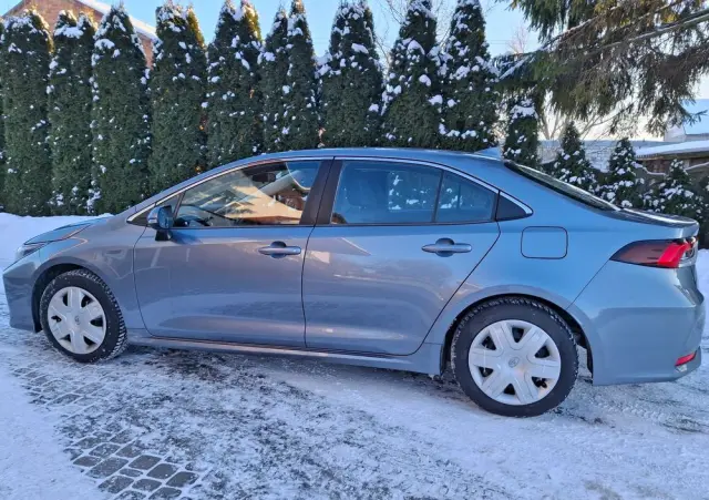 TOYOTA Corolla 1.6 Comfort