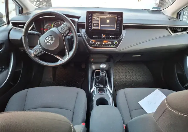 TOYOTA Corolla 1.6 Comfort