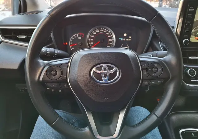 TOYOTA Corolla 1.6 Comfort