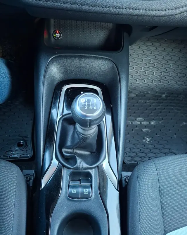 TOYOTA Corolla 1.6 Comfort