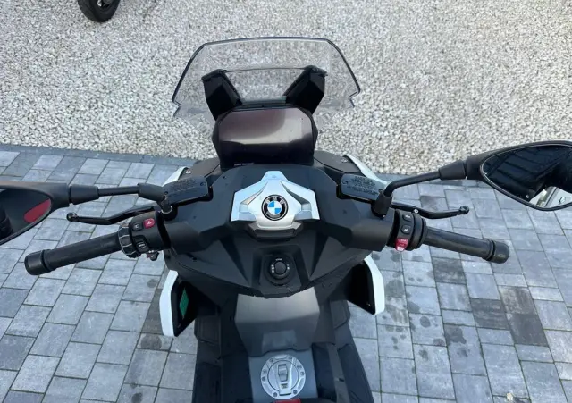 BMW C 400 X 