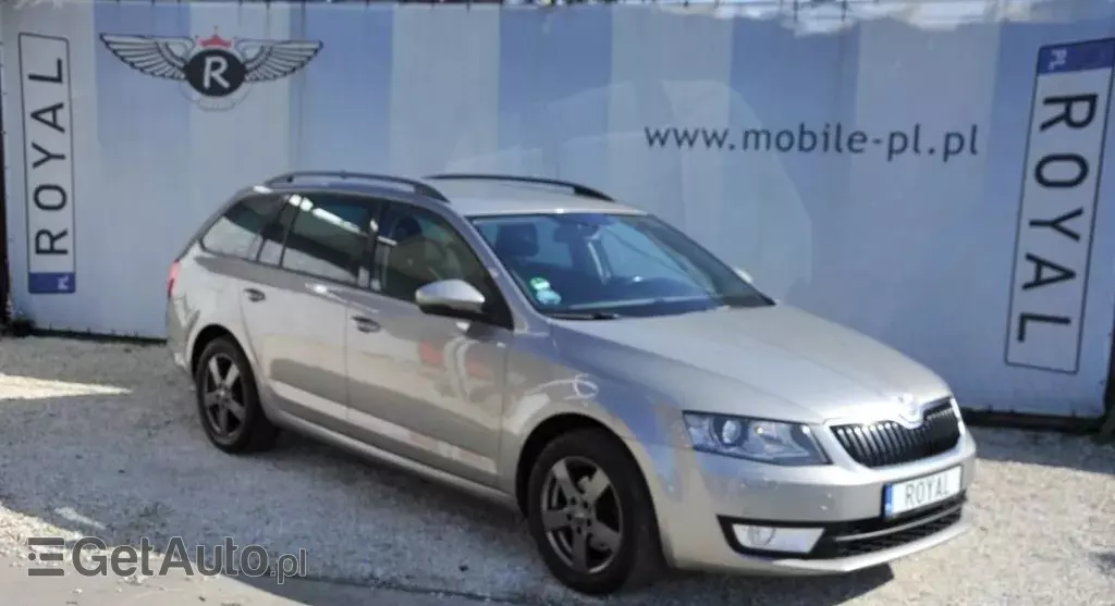 SKODA Octavia 