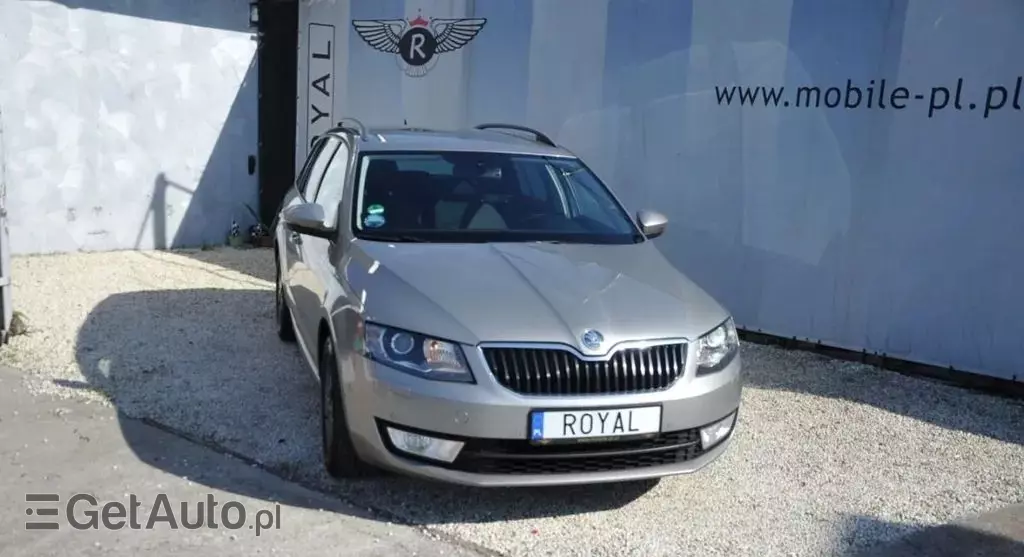 SKODA Octavia 