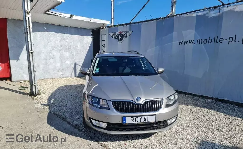 SKODA Octavia 