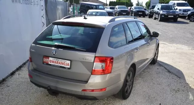 SKODA Octavia 