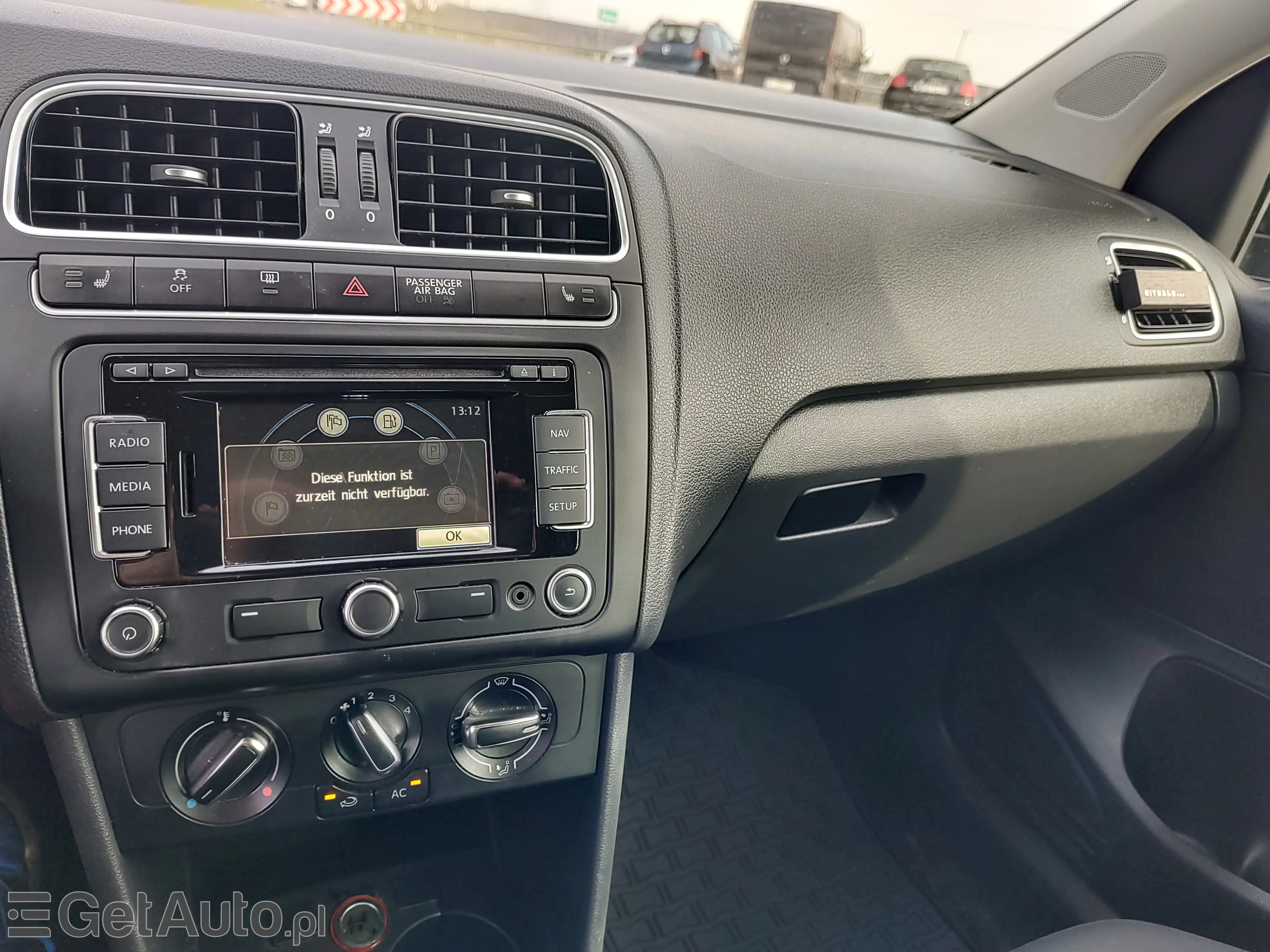 VOLKSWAGEN Polo Highline