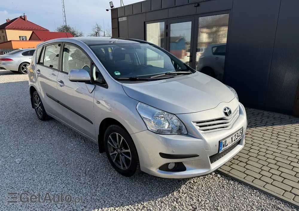 TOYOTA Verso 1.8 Multidrive Edition