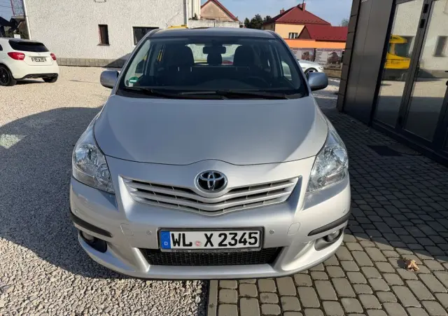 TOYOTA Verso 1.8 Multidrive Edition