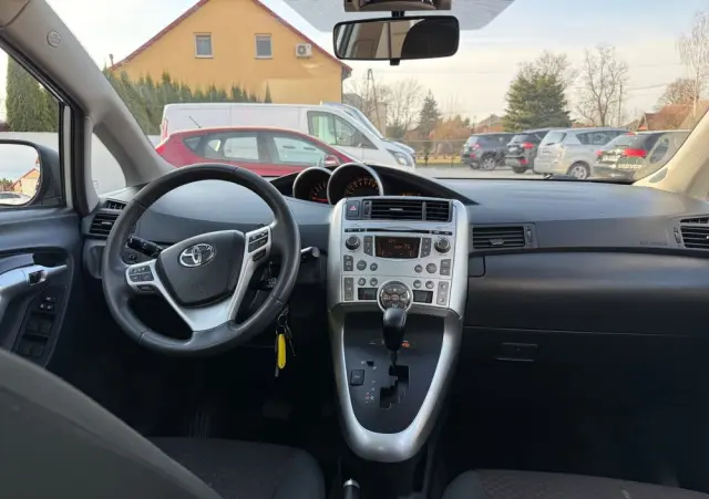 TOYOTA Verso 1.8 Multidrive Edition