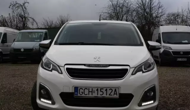 PEUGEOT 108 
