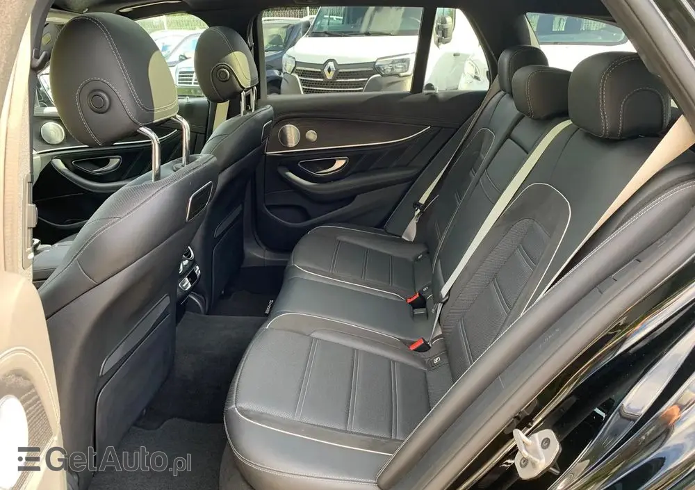 MERCEDES-BENZ Klasa E AMG 63 S 4Matic+ T 9G-TRONIC