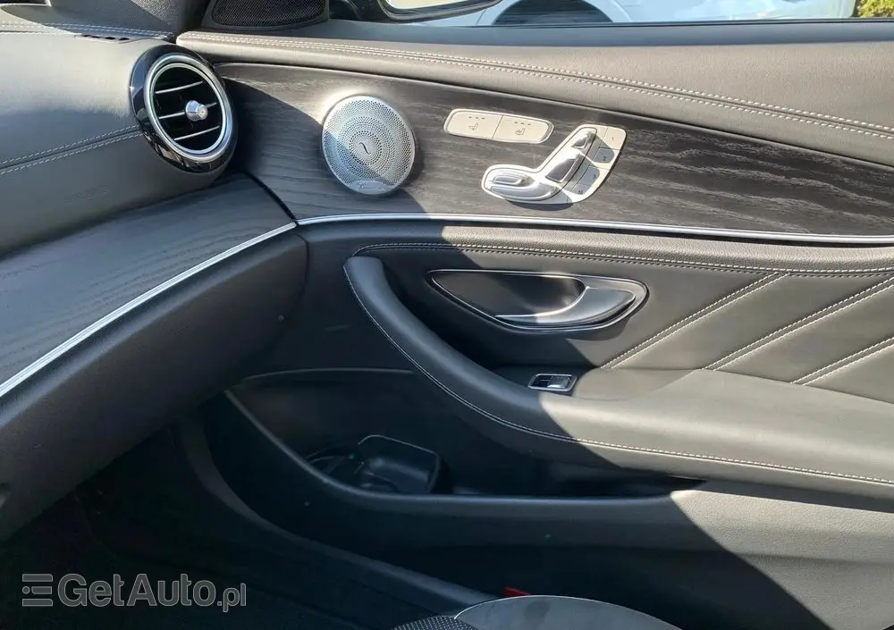 MERCEDES-BENZ Klasa E AMG 63 S 4Matic+ T 9G-TRONIC