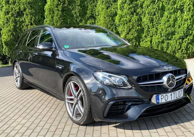 MERCEDES-BENZ Klasa E AMG 63 S 4Matic+ T 9G-TRONIC