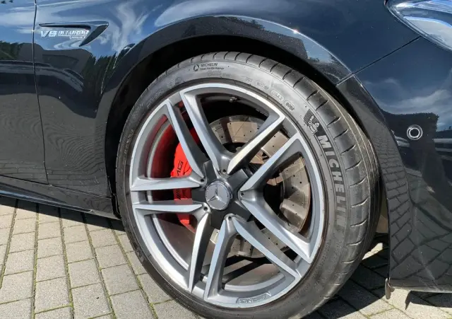 MERCEDES-BENZ Klasa E AMG 63 S 4Matic+ T 9G-TRONIC