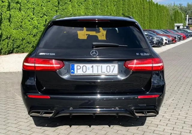 MERCEDES-BENZ Klasa E AMG 63 S 4Matic+ T 9G-TRONIC