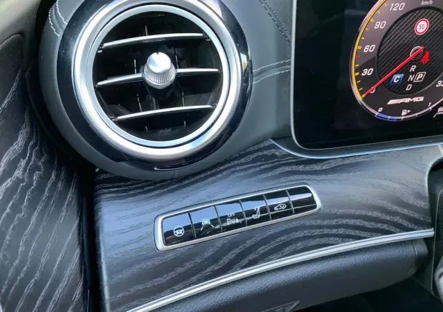 MERCEDES-BENZ Klasa E AMG 63 S 4Matic+ T 9G-TRONIC