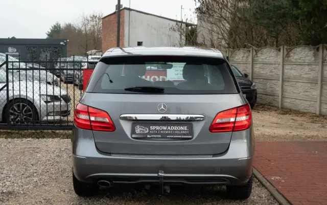 MERCEDES-BENZ Klasa B 180 BlueEFFICIENCY Edition