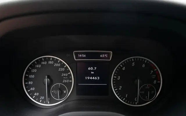 MERCEDES-BENZ Klasa B 180 BlueEFFICIENCY Edition