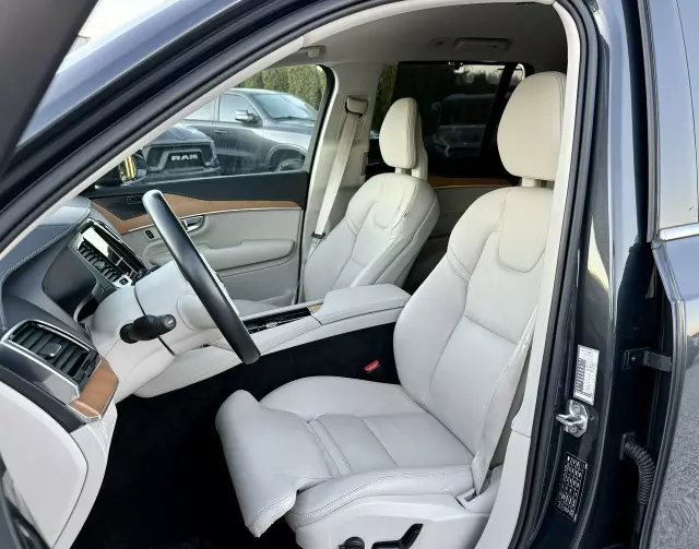 VOLVO XC 90 B5 D AWD Geartronic Inscription