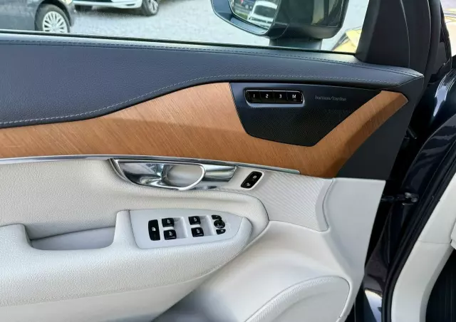 VOLVO XC 90 B5 D AWD Geartronic Inscription