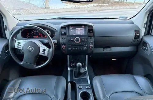 NISSAN Pathfinder 