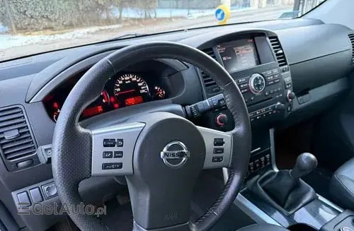 NISSAN Pathfinder 