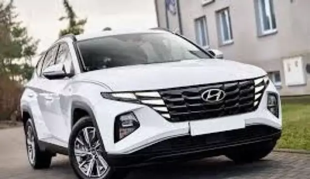 HYUNDAI Tucson 