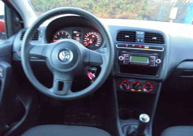 VOLKSWAGEN Polo 1.2 Team