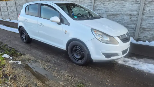 OPEL Corsa 111 LAT