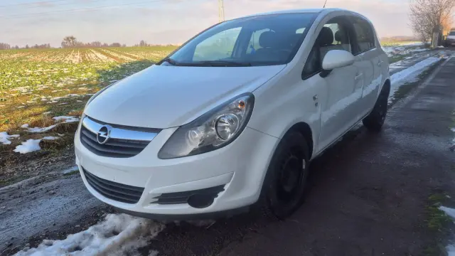 OPEL Corsa 111 LAT