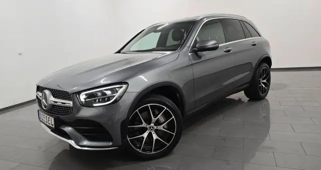 MERCEDES-BENZ GLC 300 de 4Matic 9G-TRONIC AMG Line Plus