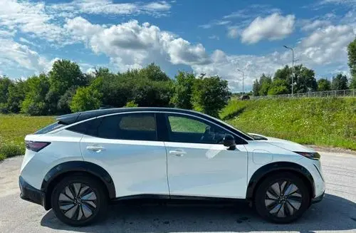 NISSAN Ariya 