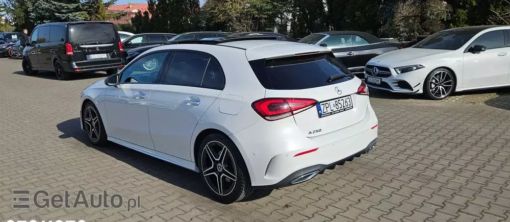 MERCEDES-BENZ Klasa A 250 AMG Line 7G-DCT