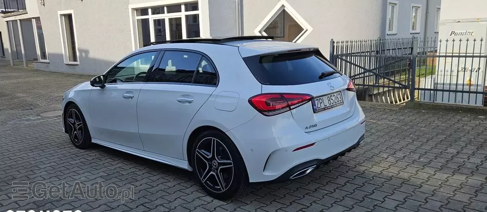 MERCEDES-BENZ Klasa A 250 AMG Line 7G-DCT