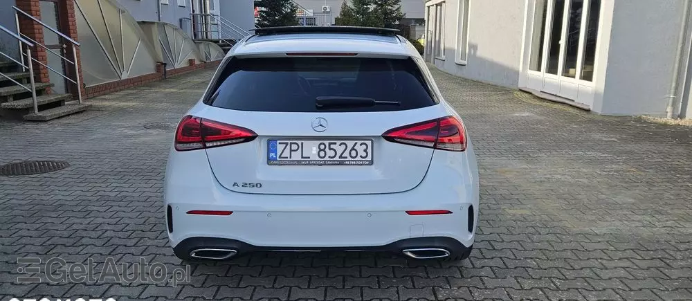 MERCEDES-BENZ Klasa A 250 AMG Line 7G-DCT