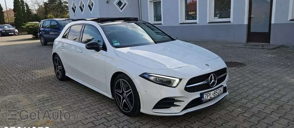 MERCEDES-BENZ Klasa A 250 AMG Line 7G-DCT