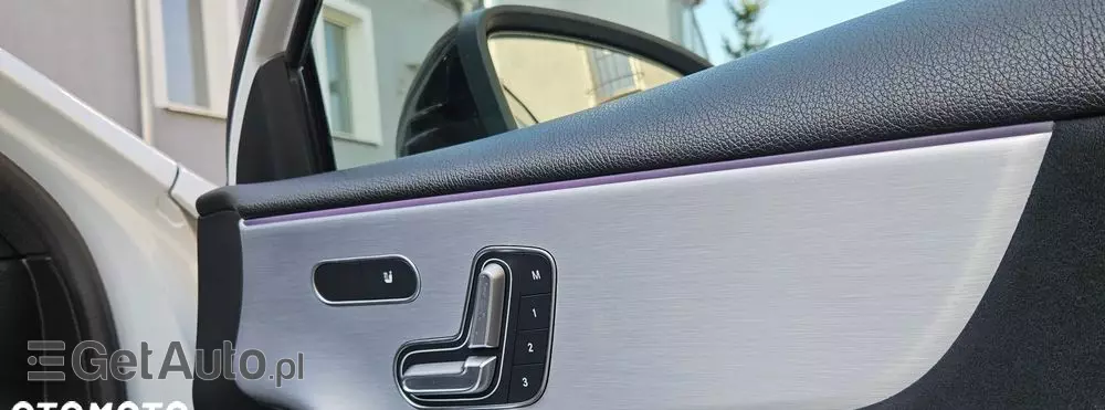 MERCEDES-BENZ Klasa A 250 AMG Line 7G-DCT