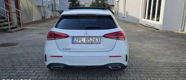 MERCEDES-BENZ Klasa A 250 AMG Line 7G-DCT