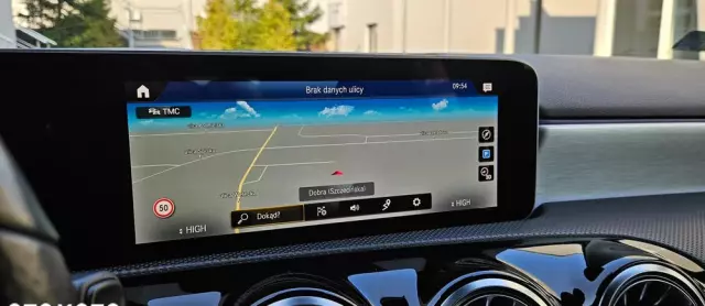 MERCEDES-BENZ Klasa A 250 AMG Line 7G-DCT