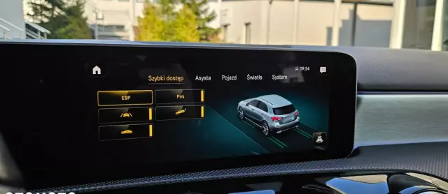 MERCEDES-BENZ Klasa A 250 AMG Line 7G-DCT