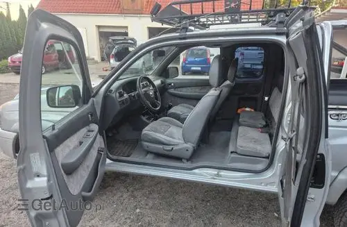 MAZDA B2500 