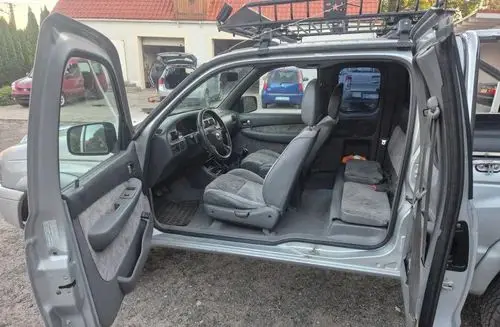 MAZDA B2500 