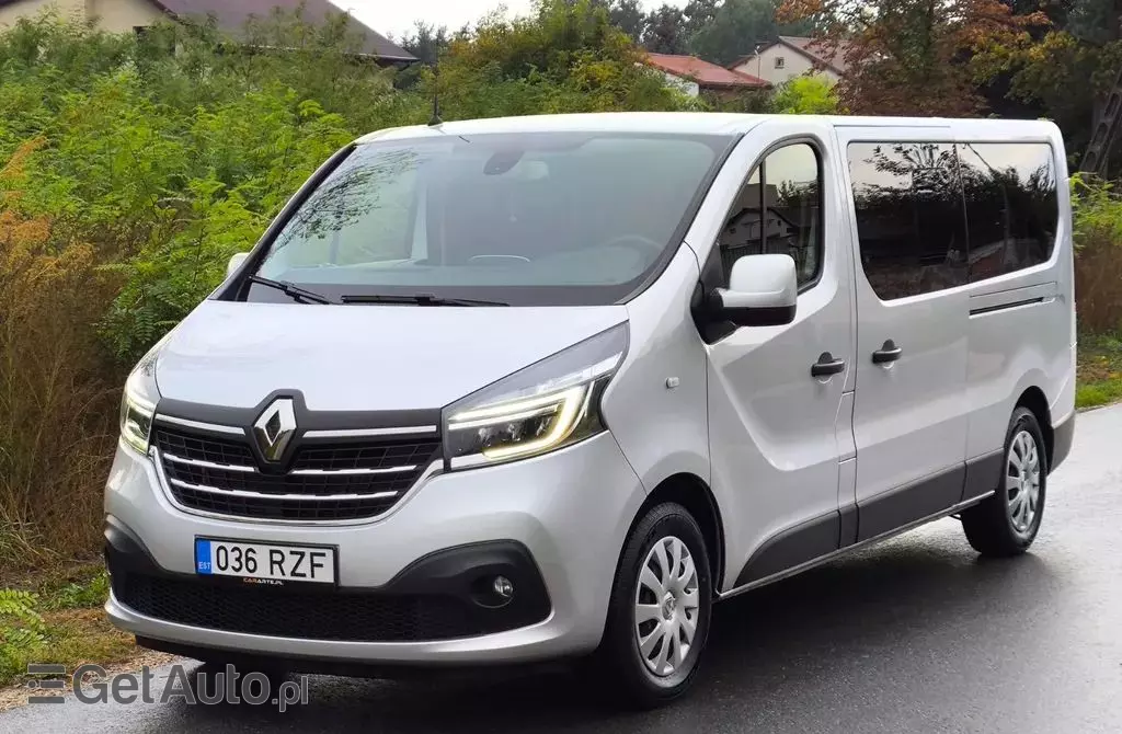 RENAULT Trafic 