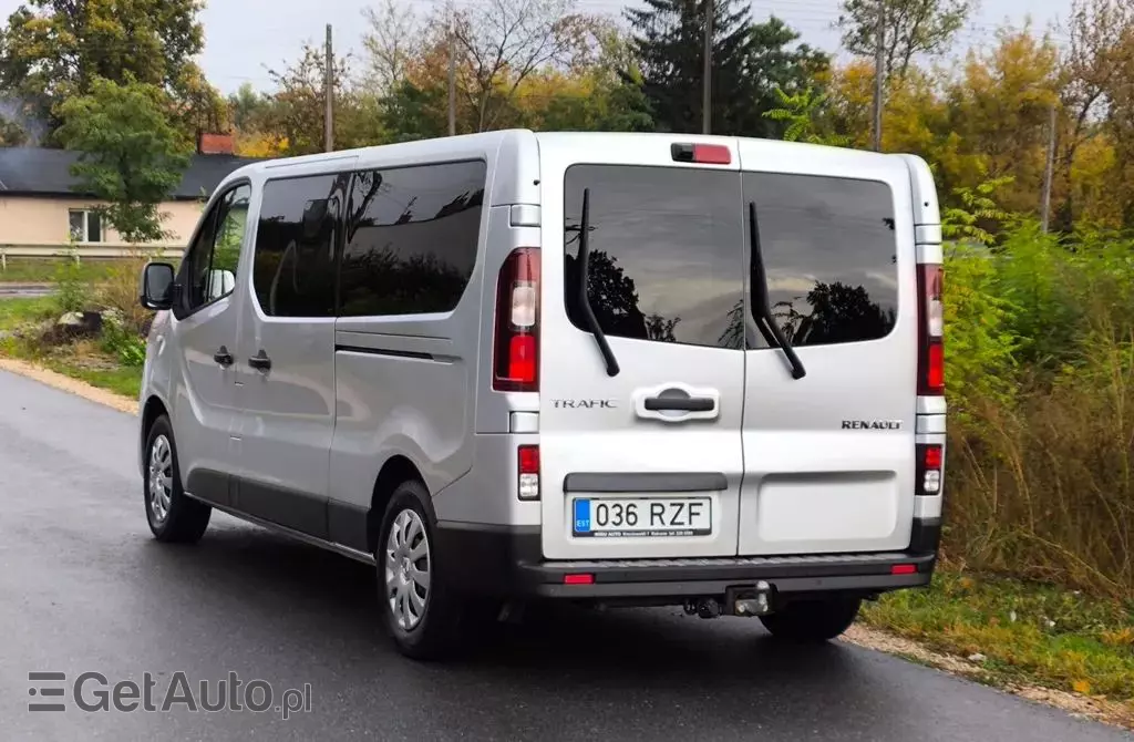 RENAULT Trafic 