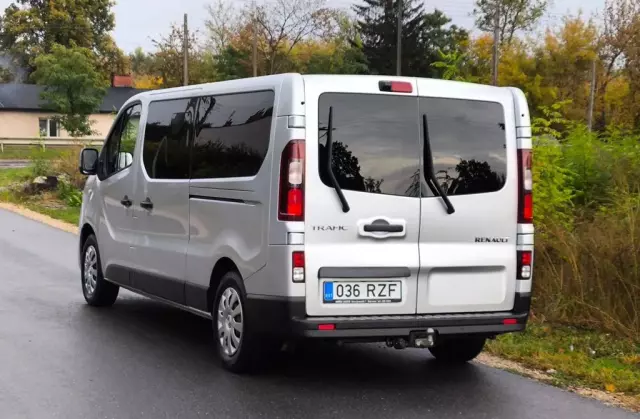 RENAULT Trafic 