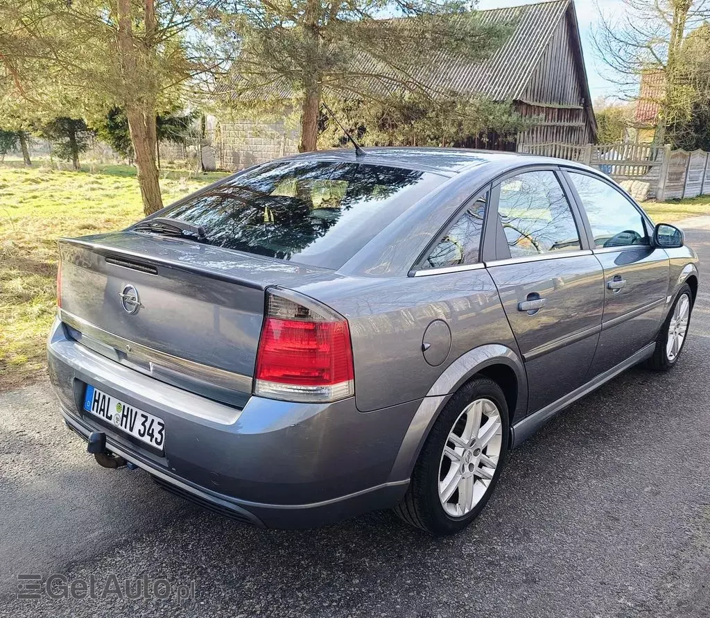 OPEL Vectra 2.2i 16V DIRECT (155 KM)